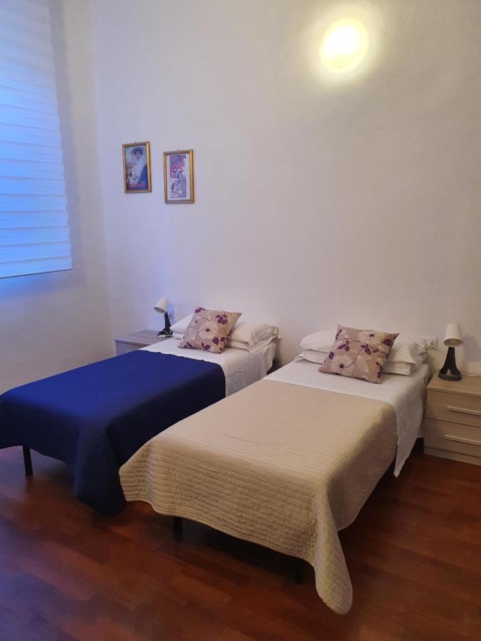 Arena Suite All Comforts - With Free Parking Garage Per Qualified Rate - Con Parcheggio Incluso Per Le Tariffe Qualificanti - Metro Verde Greenline Moscova ミラノ エクステリア 写真